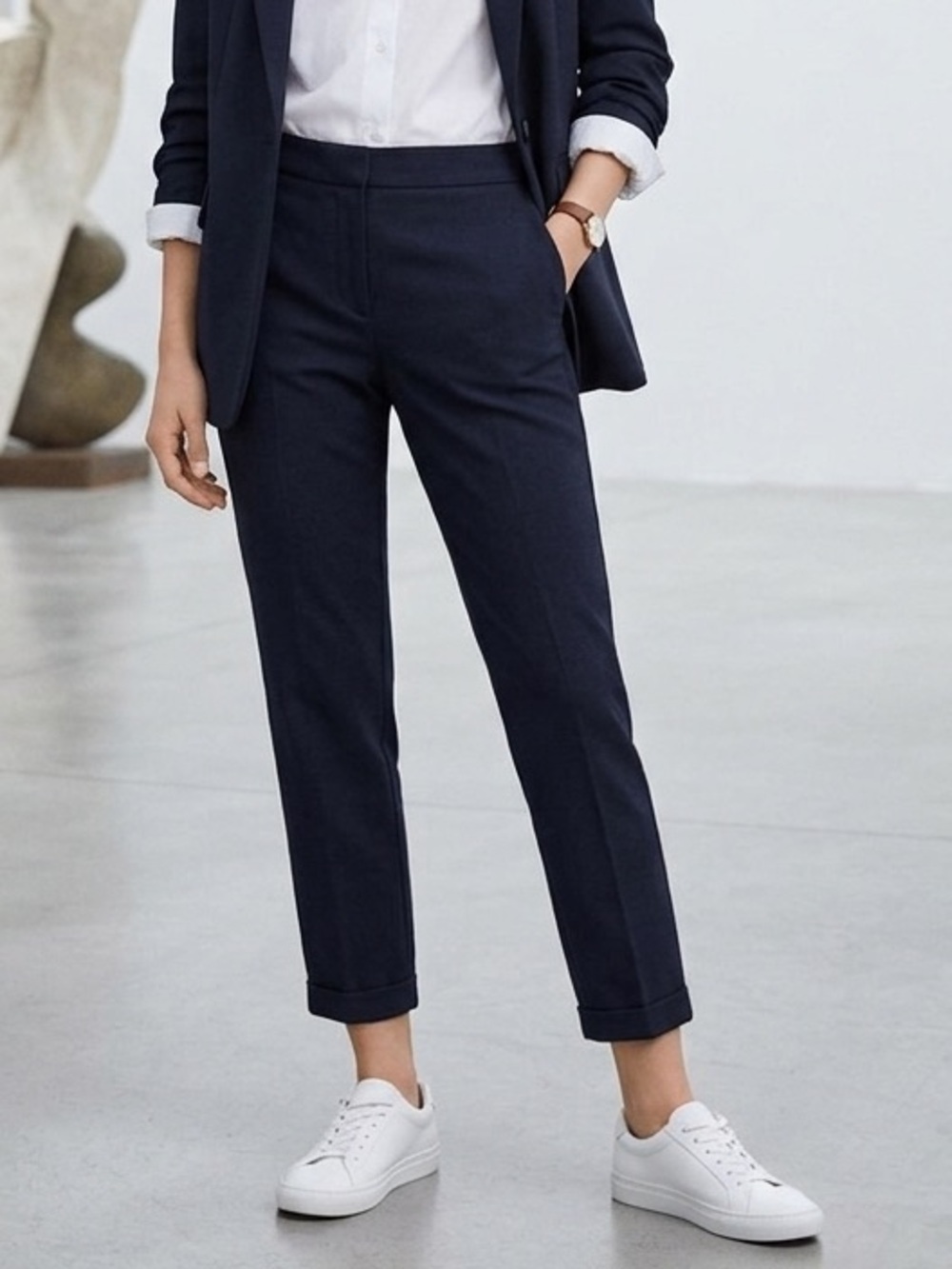 NEW ZARA Tapered Ankle Pants Size 2 Stretch career Pants charcoal black